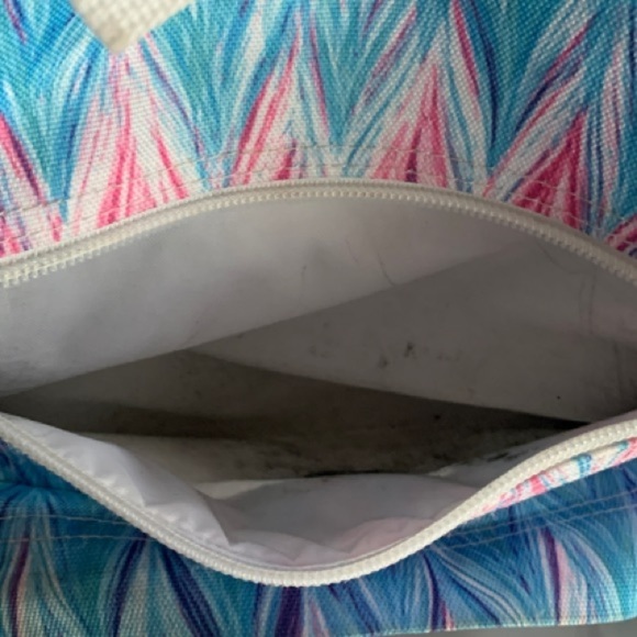 JanSport Big Student Backpack White Pink and Blue Zig Zags X Large Backpack - Picture 11 of 16